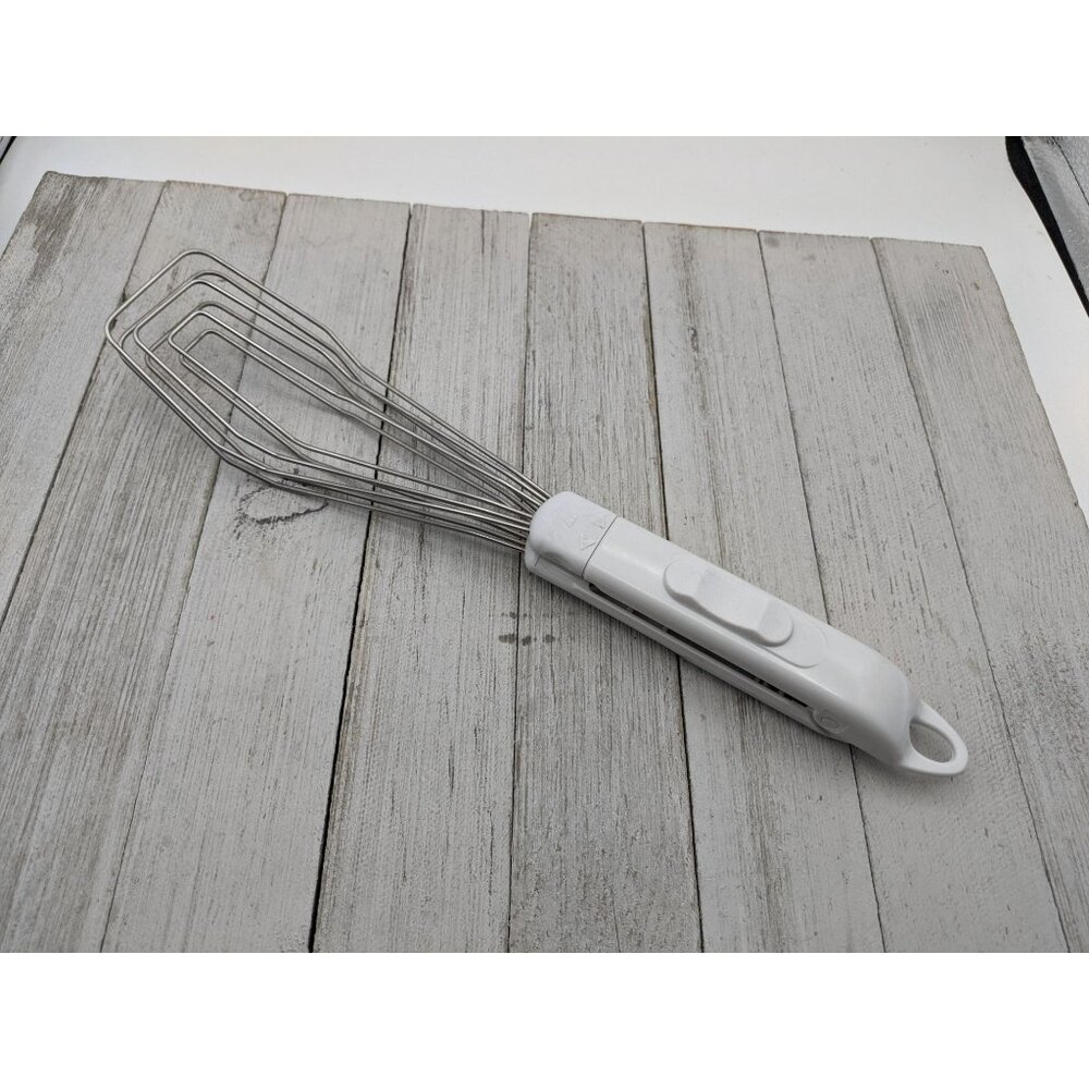 White Whisk Locking Handle Tongs 11 1/2"  Kitchen Utensil Spatula